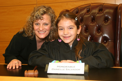 Clerk Crissy with her daughter Danielle Salvador.