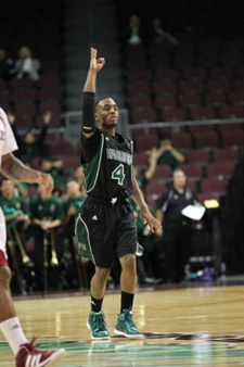 Coney Island native Shaquille Stokes, who starred at Brooklyn's Lincoln High School, is in the process of transferring from the University of Hawaii to Hofstra University. Photo courtesy of University of Hawaii
