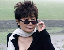 Yoko_Ono_by_Synaesthete.jpg