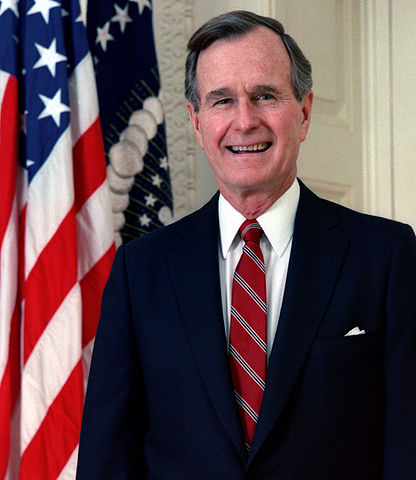 416px-George_H._W._Bush,_President_of_the_United_States,_1989_official_portrait.jpg