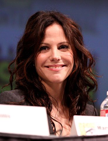 368px-Mary-Louise_Parker_by_Gage_Skidmore.jpg