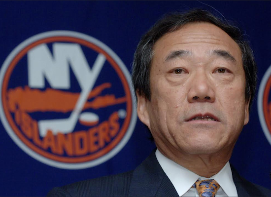 Brooklyn Tech alum Charles Wang has agreed to eventually sell majority control of the Islanders to former Capitals co-owner Jonathan Ledecky and investor Scott Malkin.