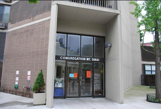Congregation Mount Sinai has served the communities of Downtown Brooklyn, Brooklyn Heights and DUMBO since 1882 and in its present location since the synagogue’s centennial in 1982.