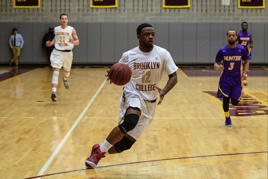 Brooklyn College continued its hot season on Wednesday when Lorenzo Williams helped it beat Hunter College behind a 23-point performance. Eagle photo by Rob Abruzzese