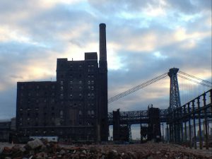 The Domino Sugar Refinery stands tall as surrounding acres are cleared for development. Of course, we took these pictures the other day before the Nor'Beaster hit B'klyn. Eagle photos by Lore Croghan