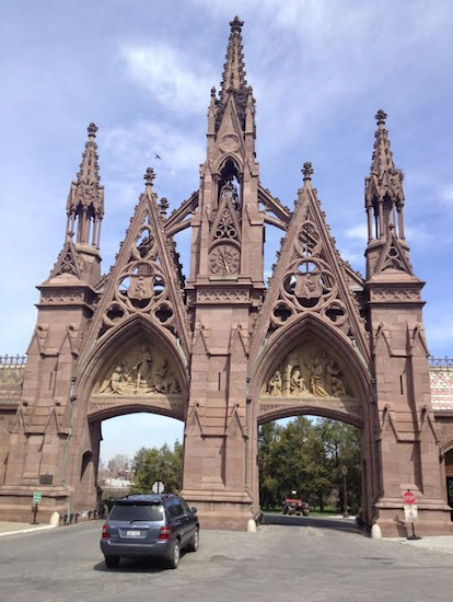 Green-Wood Cemetery. Photo by Lore Croghan