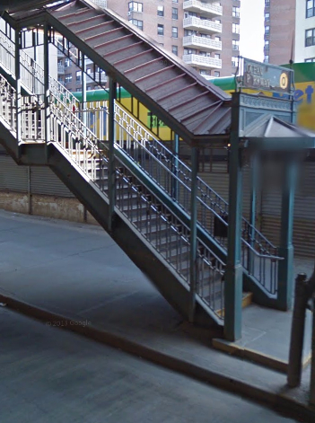 An entrance to the Ocean Parkway subway station. Map data © 2015 Google