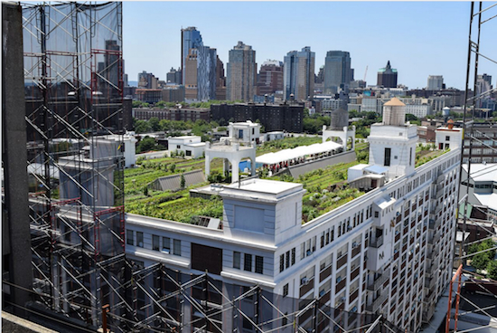This urban farm you see on the roof of Building 3 at the Brooklyn Navy Yard is called Brooklyn Grange. Eagle photos by Rob Abruzzese