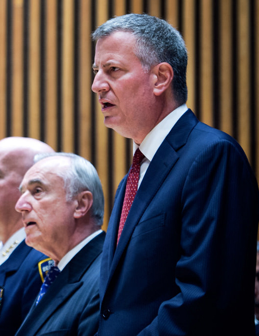 NYPD Police Commissioner William Bratton, left, and Mayor Bill de Blasio. Photo by Demetrius Freeman, courtesy of Mayoral Photography Office