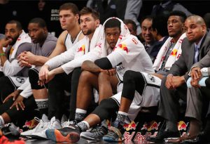 Joe Johnson (center with towel draped over his head) saw his NBA-high streak of 937 games with at least one field goal made end in Wednesday’s 109-90 loss to Memphis at Downtown’s Barclays Center. AP photo