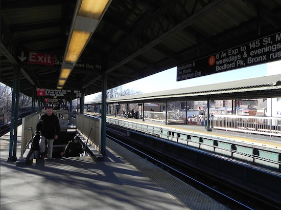 The Sheepshead Bay station on the Q train line is one several stations in Southern Brooklyn that does not have an elevator. Eagle photo by Paula Katinas