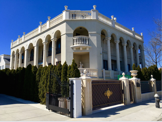This Manhattan Beach mansion is located at 2 Dover St., on the corner of Shore Boulevard. Eagle photos by Lore Croghan