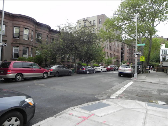 The corner of Ovington Avenue and Bay Ridge Place is a T-intersection. Eagle photos by Paula Katinas