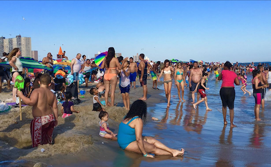 Welcome to Coney Island, where thousands flock during heat waves. Eagle photos by Lore Croghan