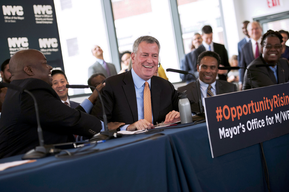 Mayor Bill de Blasio on Wednesday set an ambitious goal of 30 percent of city contract awards to minority- and women-owned business enterprises (M/WBEs) by 2021. Photo by Ed Reed Mayoral Photography Office