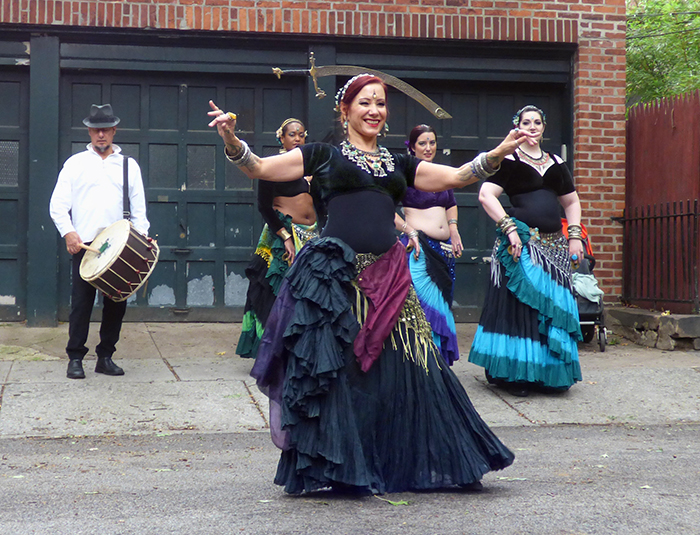 Mimi Soltana and her tribal belly-dance troupe returned to the Cranberry Street Fair in Brooklyn Heights this past Saturday. Locals enjoyed a day of homegrown entertainment, paraded their pets and had their fortunes told for the 45th straight year. Photos by Mary Frost