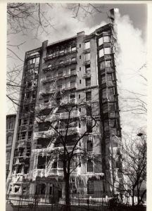 This dramatic picture taken by Brooklyn Heights Press photographer Amy Davis in February 1980 shows the Hotel Margaret after a devastating five-alarm fire. Eagle file photos by Amy Davis