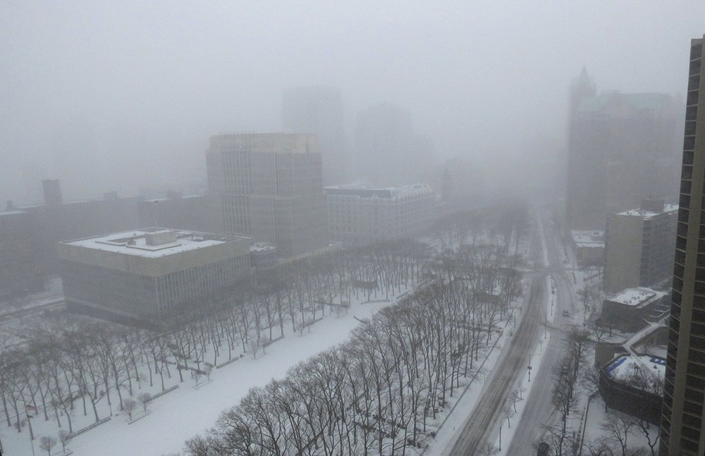 The snow-topped Federal Court House can be seen to the left of Cadman Plaza Park, looking south towards an invisible Borough Hall. State Supreme Court can barely been seen in the distance.