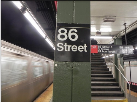 The R subway line continues to have huge delays. Eagle file photo by Paula Katinas