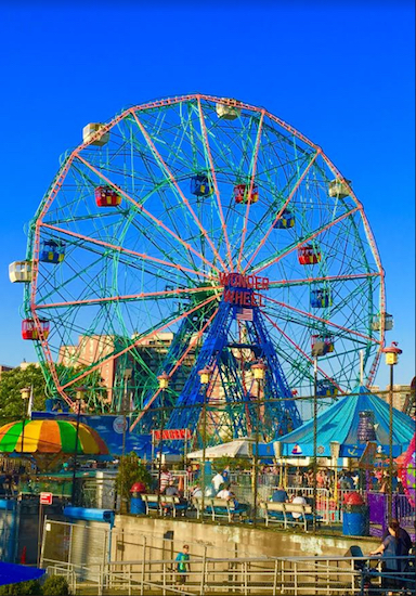 The Wonder Wheel beckons when you want to see stellar scenery. Eagle photos by Lore Croghan