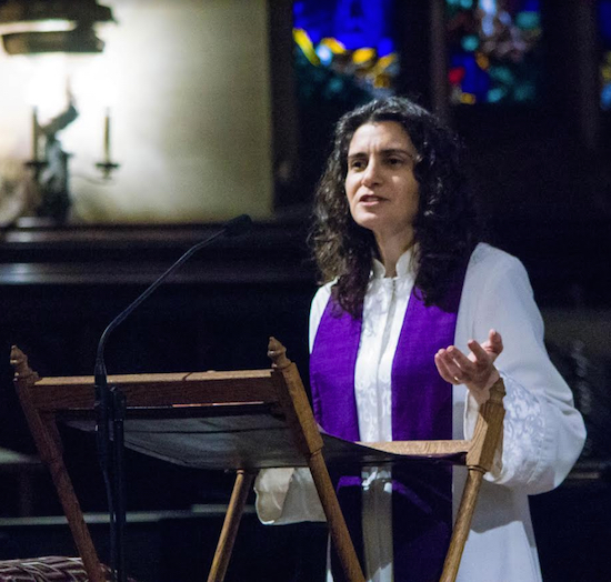 The Rev. Ana Levy Lyons-guest preacher at St. Ann’s, talks about her new book, “No Other Gods: The Politics of the Ten Commandments.” Eagle photo by Francesca N. Tate