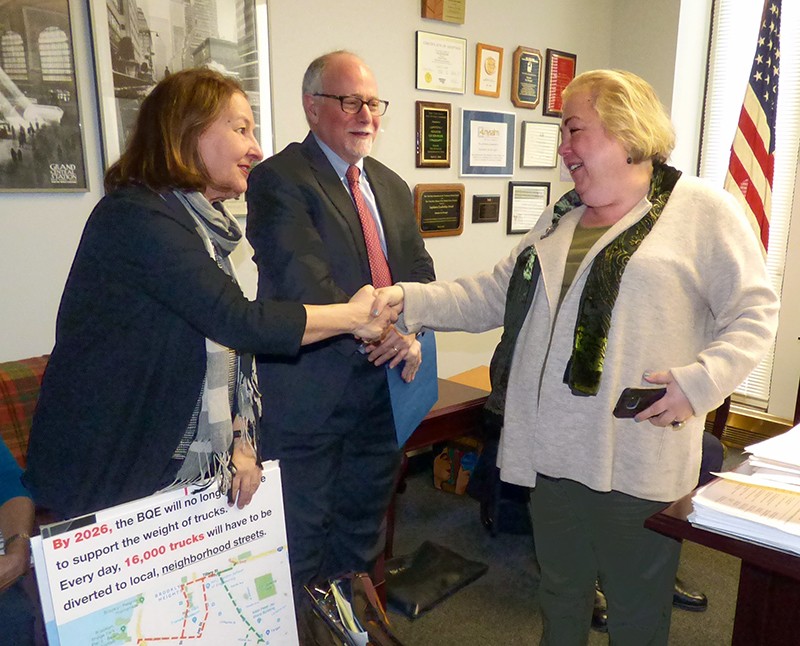 Franklin Stone, left, and BHA Executive Director Peter Bray meet state Sen. Liz Krueger, who pledged her support for design-build authorization.