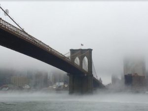 brooklyn-bridge-fog.jpg