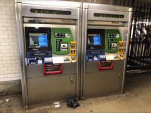 Metrocard machines in the 77th Street R train station in Bay Ridge. Low-income New Yorkers will begin buying half-price Metrocards in early 2019. Eagle file photo by Paula Katinas