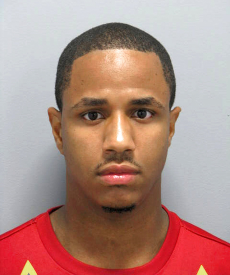 This undated file photo provided by the NYPD shows Danueal Drayton, accused of killing a New York City woman he met on a dating app. In an interview published Tuesday, Drayton told a New York Daily News reporter who visited him at a Los Angeles jail that voices in his head made him do it. New York Police Department via AP, File