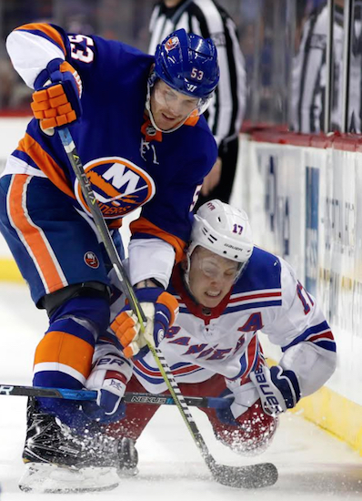 Veteran forward Casey Cizikas and the rest of the Brooklyn-based Islanders are looking forward to training camp in advance of the upcoming 2018-19 season. AP Photo by Kathy Willens