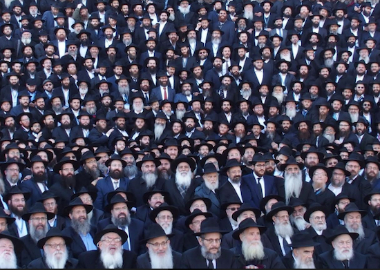 Thousands of rabbis from around the world massed at Lubavitch headquarters on Eastern Parkway. Eagle photos by Bruce Colter
