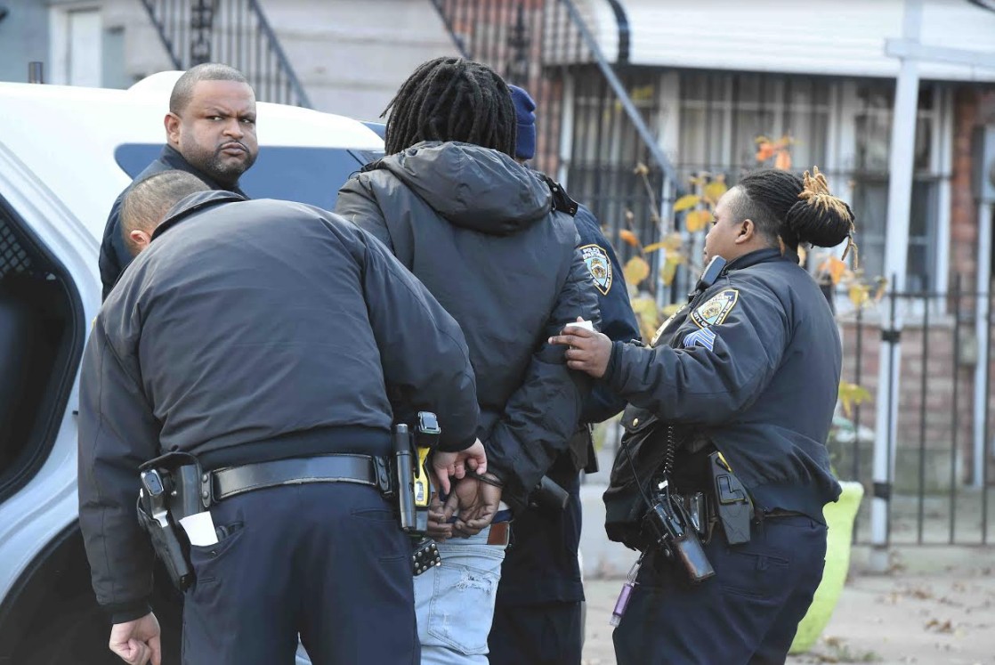Police take several people into custody in connection with a gunpoint robbery at Pacific Street and Utica Avenue.
