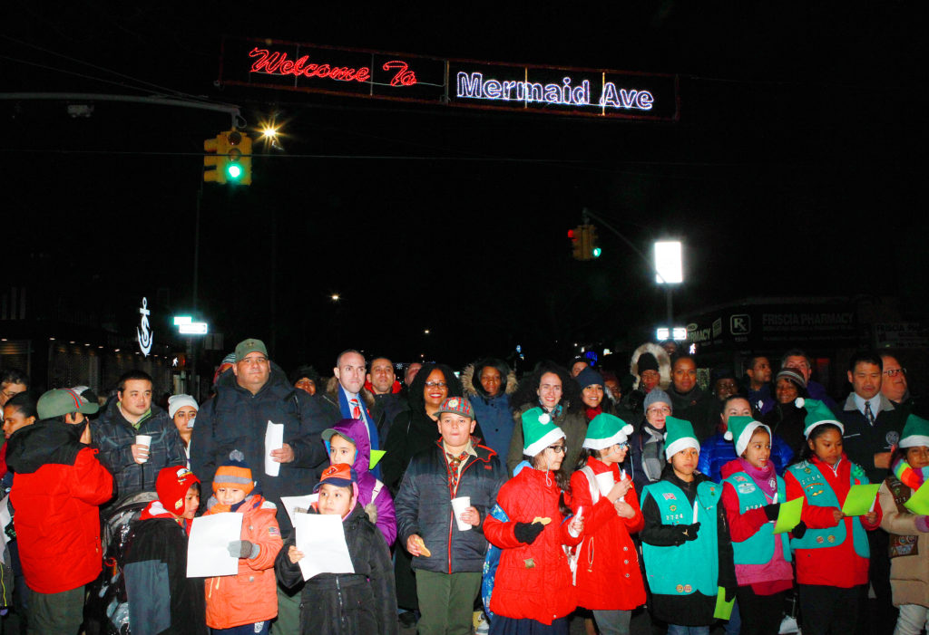 The crowd gathered for the lighting. Photos By Steve Solomonson