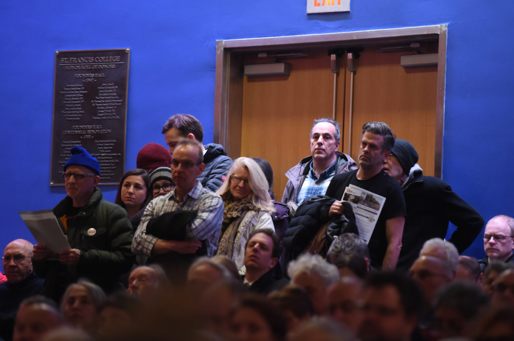 The Brooklyn Heights Association’s annual meeting drew a standing-room-only crowd to the St. Francis College auditorium on Tuesday night. Eagle photo by Todd Maisel