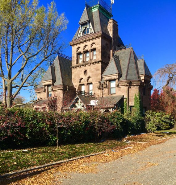 This is Green-Wood Cemetery’s Fort Hamilton Parkway Gatehouse, which is landmarked. Eagle file photo by Lore Croghan