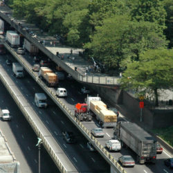 The state legislature approved congestion pricing in Manhattan in the 2020 budget, passed on Sunday. The measure is expected to reduce not only congestion in that borough, but relieve clogged arteries into Manhattan, such as the BQE, shown above. Eagle file photo by Don Evans