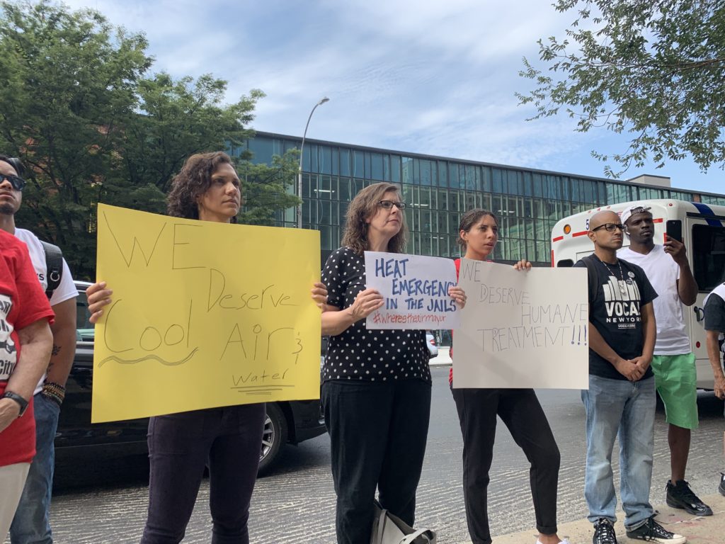 Protesters gathered outside the Brooklyn Detention Complex July 31, 2019, denouncing conditions inside the jail. Eagle photo by Noah Goldberg