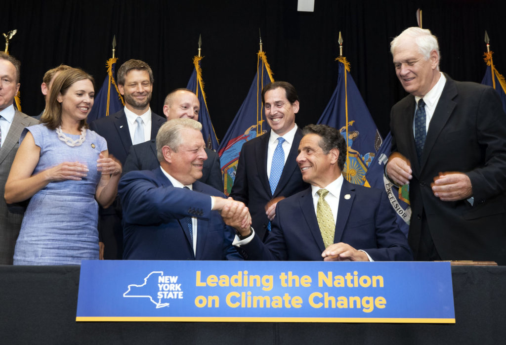 Governor Andrew Cuomo, right, announced the largest offshore wind agreement in U.S. history on Thursday. He was joined by former Vice President Al Gore. Photo by Mike Groll/Office of Governor Andrew M. Cuomo