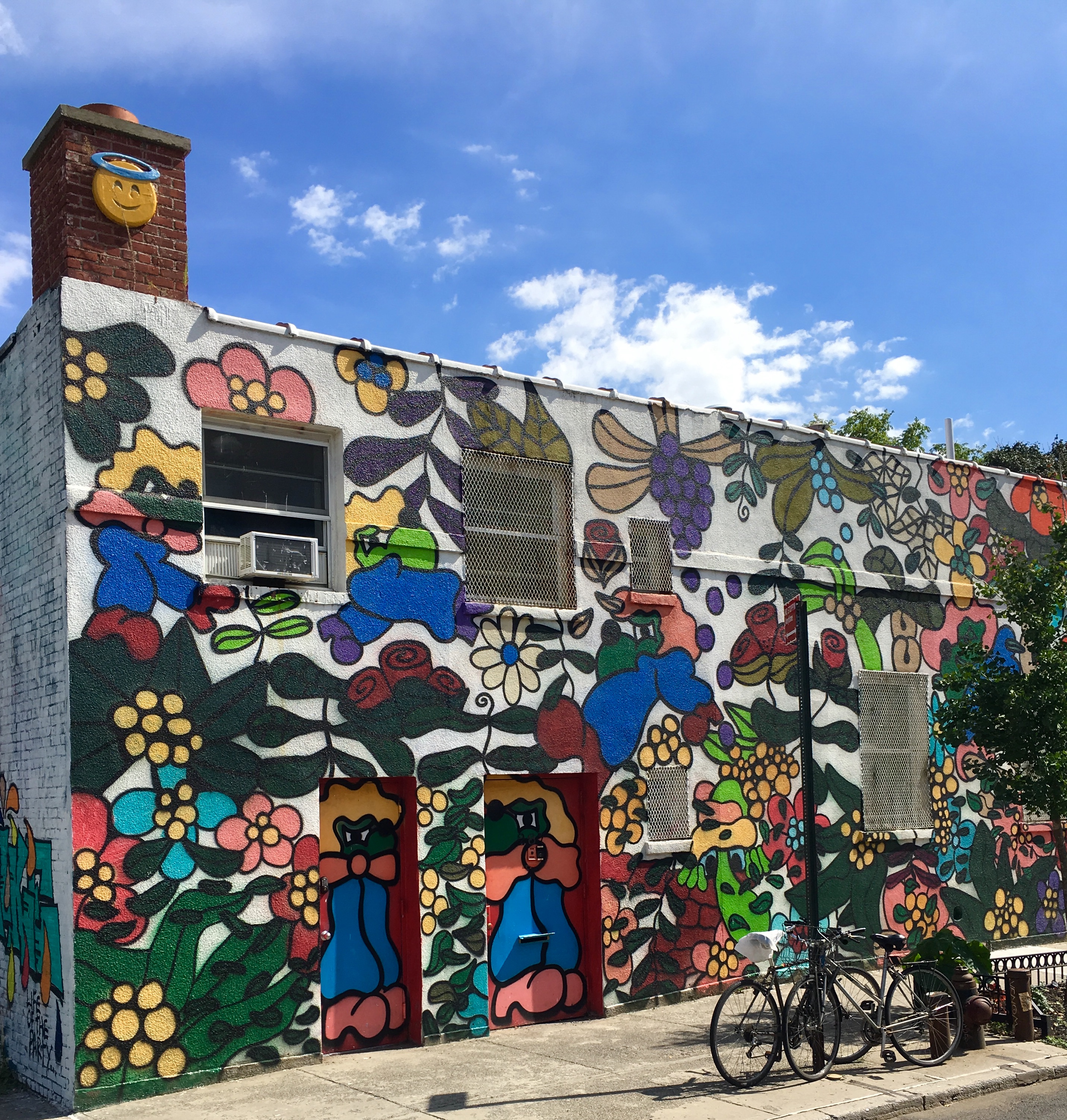 This mural by artist LilKool can be found on the facade of 287 Bond St. Eagle photo by Lore Croghan