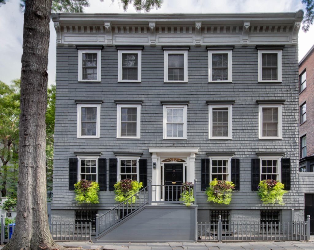 The 2019 Brooklyn Heights Designer Showhouse will take place in the historic wood-framed home at 13 Pineapple St. in Brooklyn Heights. Photo courtesy of Douglas Lorber