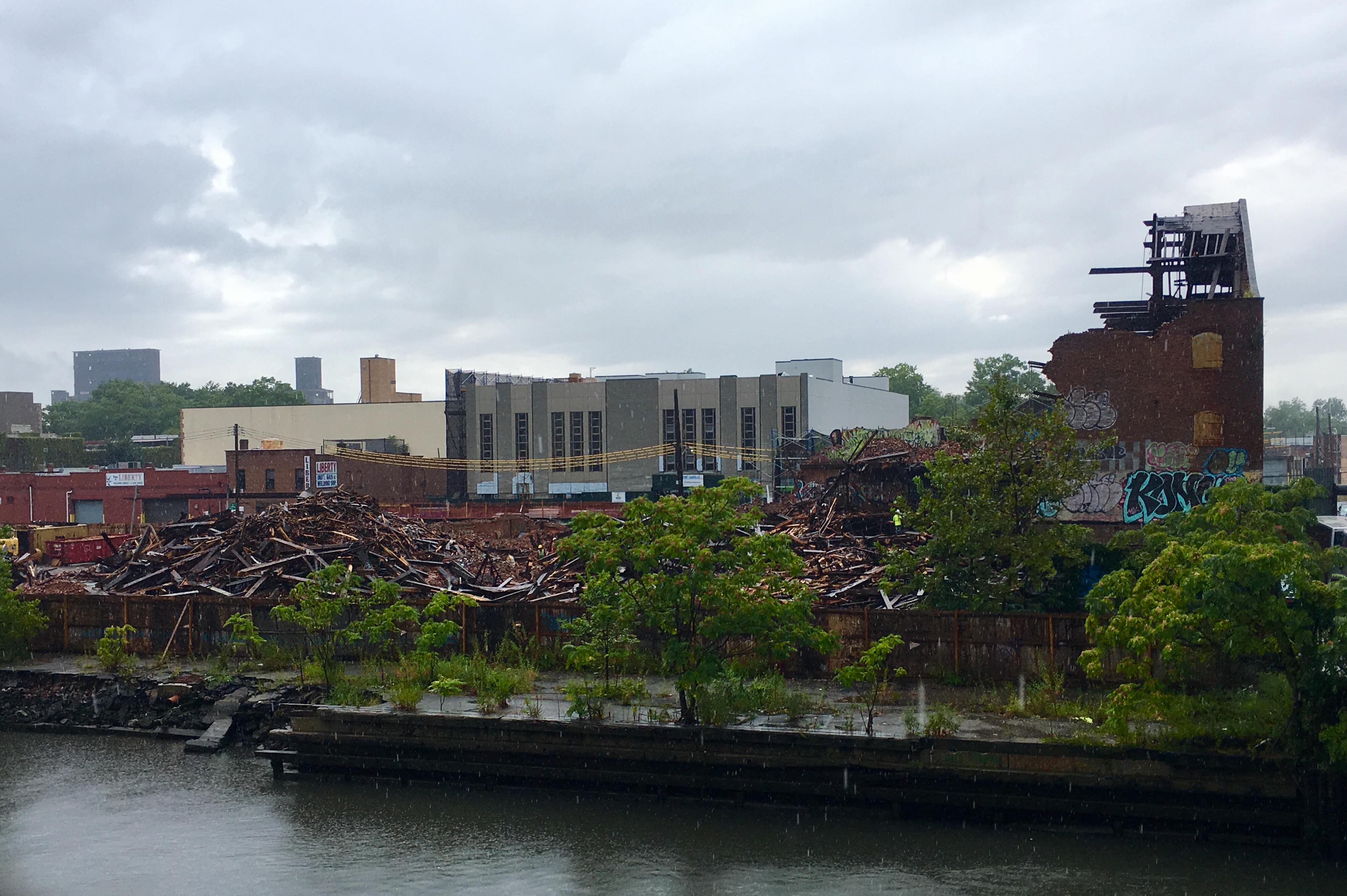 The S.W. Bowne Grain Storehouse has now been almost completely demolished. Eagle photo by Lore Croghan 