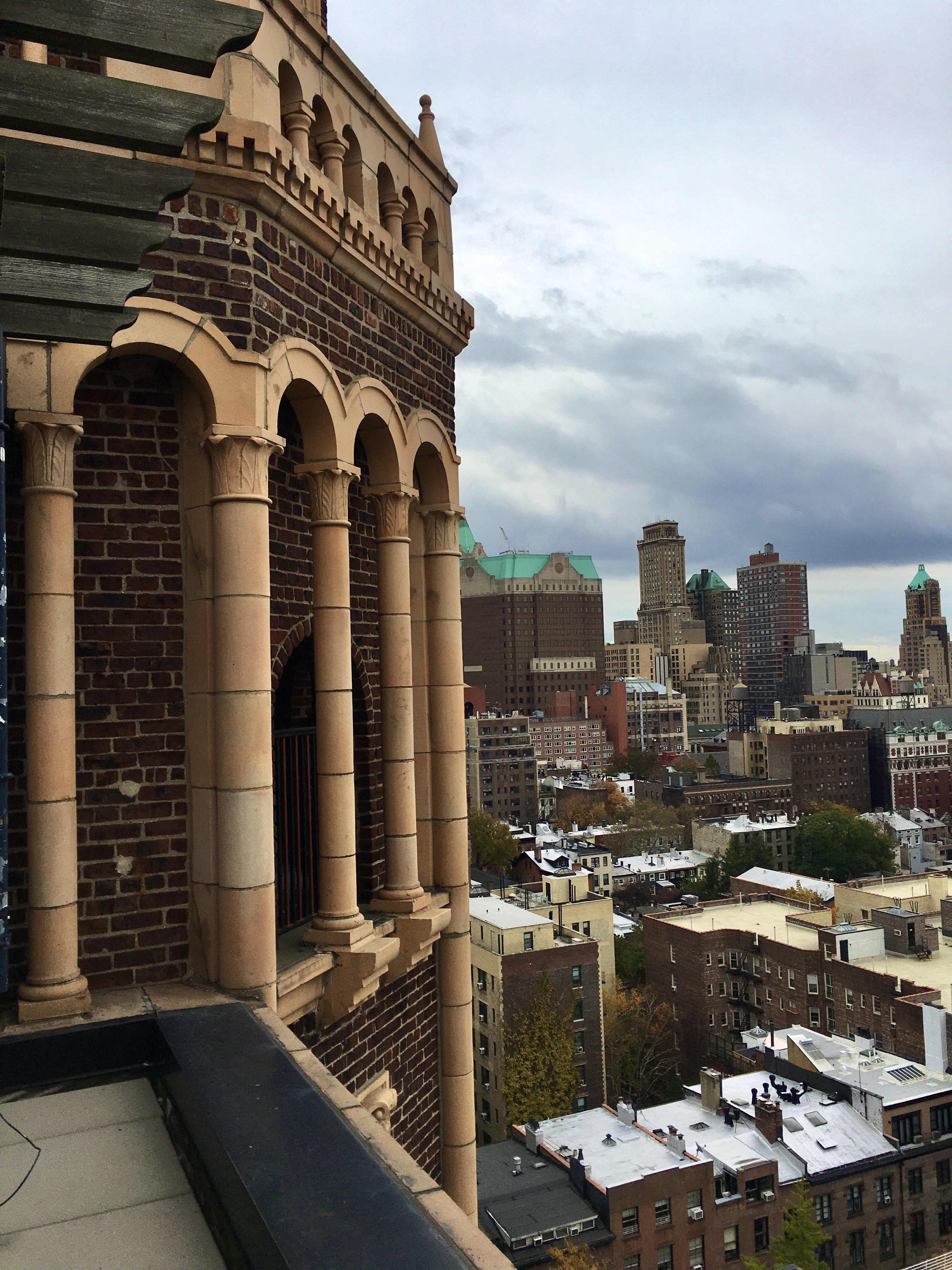 You can see Brooklyn Heights towers from The Watermark’s terrace. Eagle photo by Lore Croghan