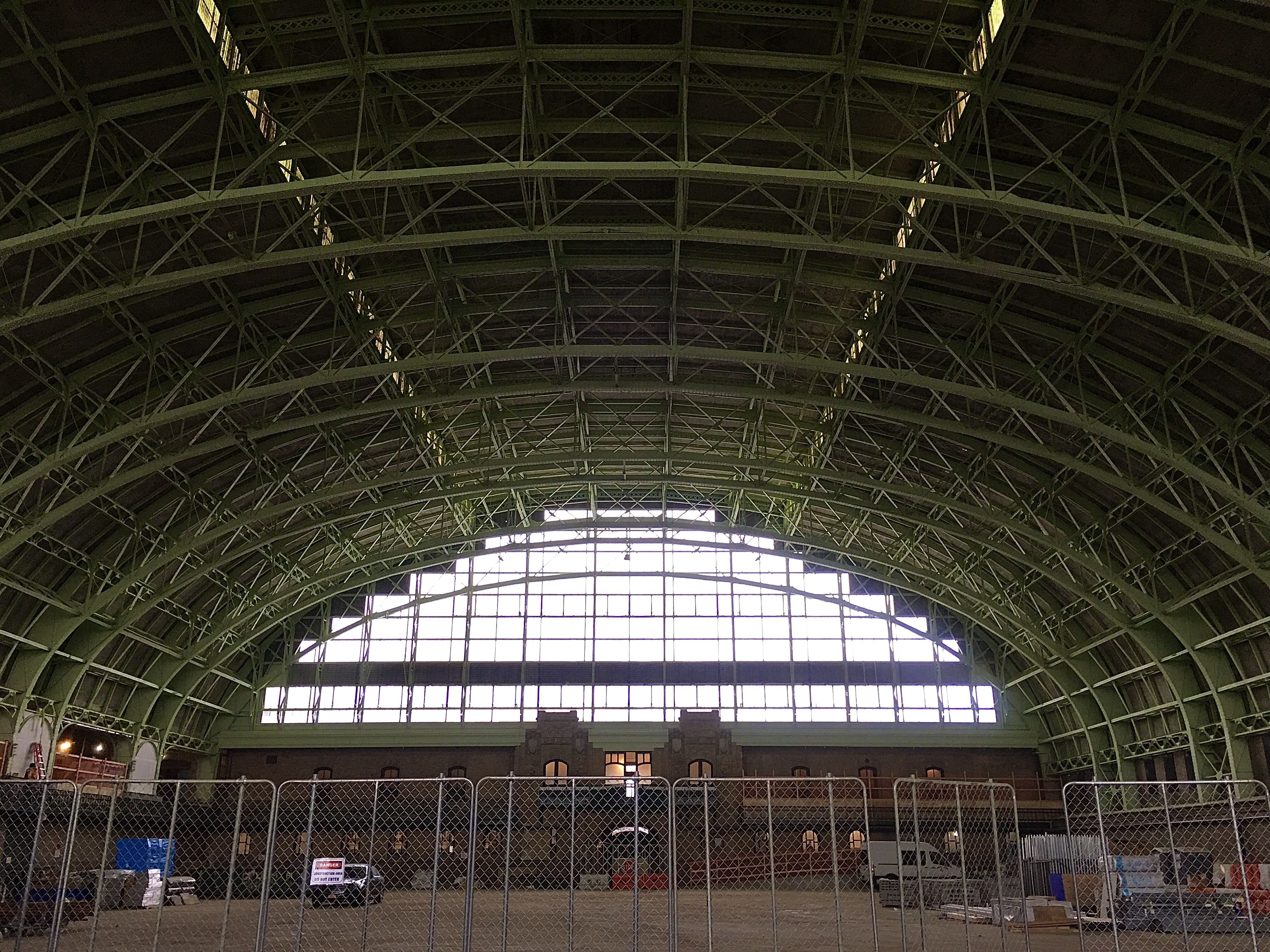 Here’s a glimpse inside the historic Bedford Union Armory, which is being redeveloped as a gym with new apartments alongside it. Photo: Lore Croghan/Brooklyn Eagle