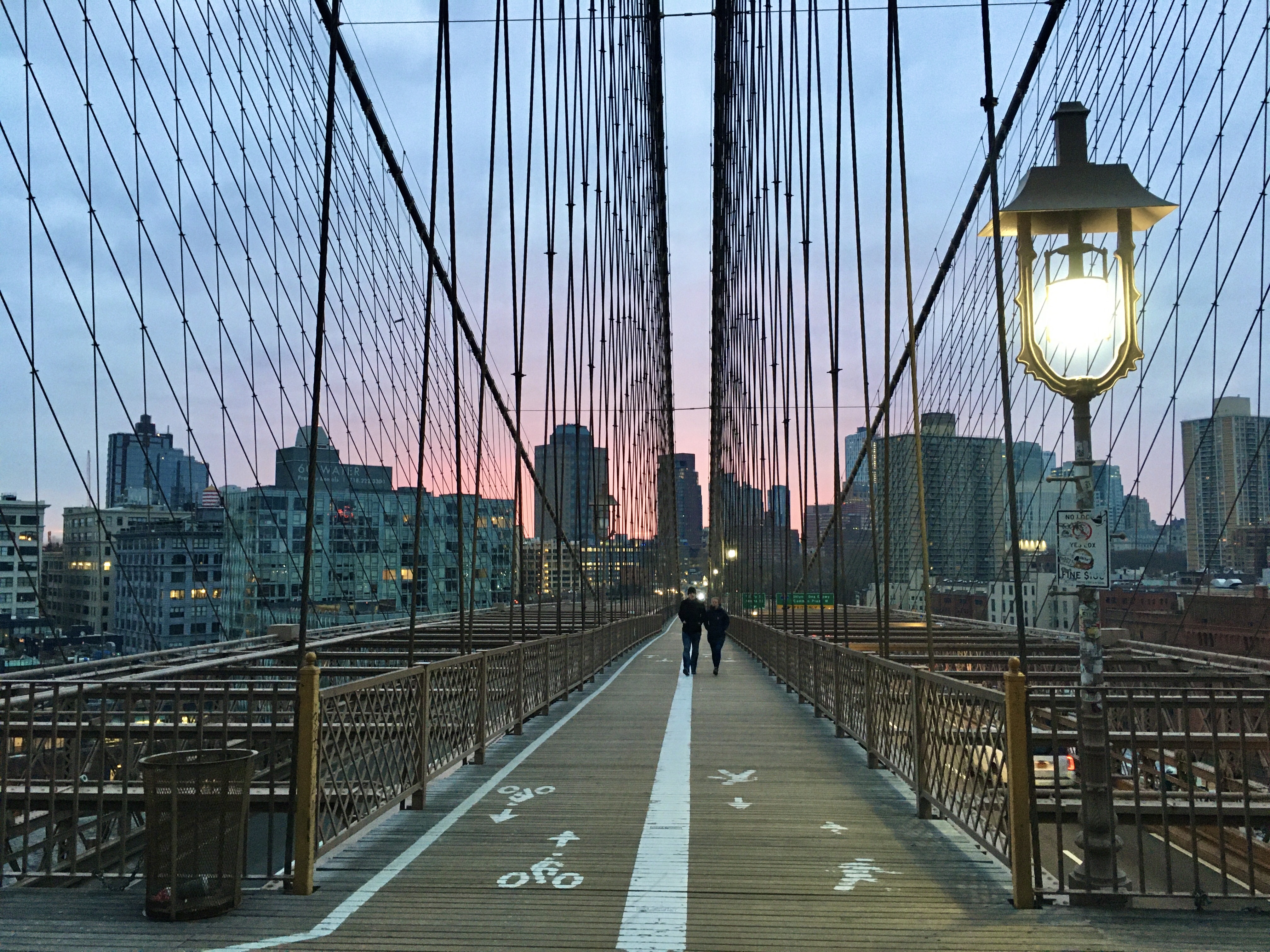 The light is lovely on the Brooklyn Bridge shortly after sunrise in December. Photo: Lore Croghan/Brooklyn Eagle