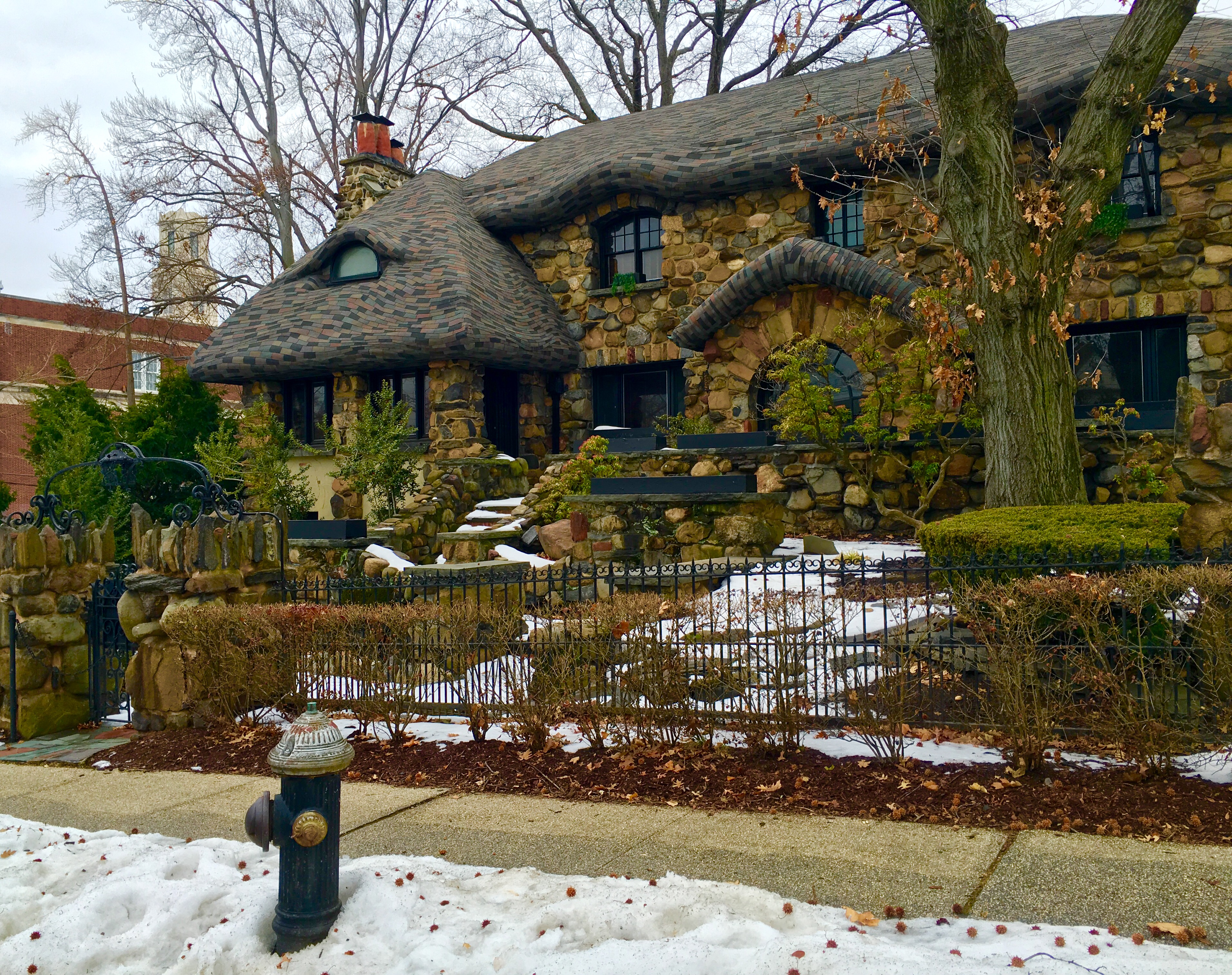 The Gingerbread House is a Bay Ridge icon. Photo: Lore Croghan/Brooklyn Eagle