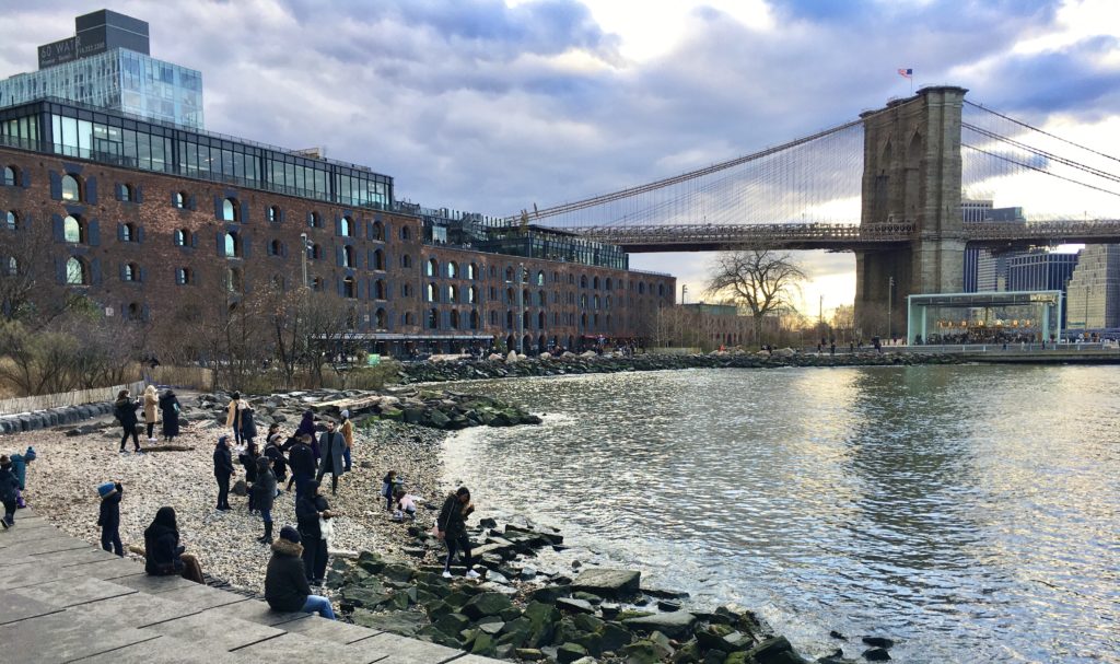 Brooklyn Bridge Park is an inviting place for a stroll in every season of the year. Photo: Lore Croghan/Brooklyn Eagle