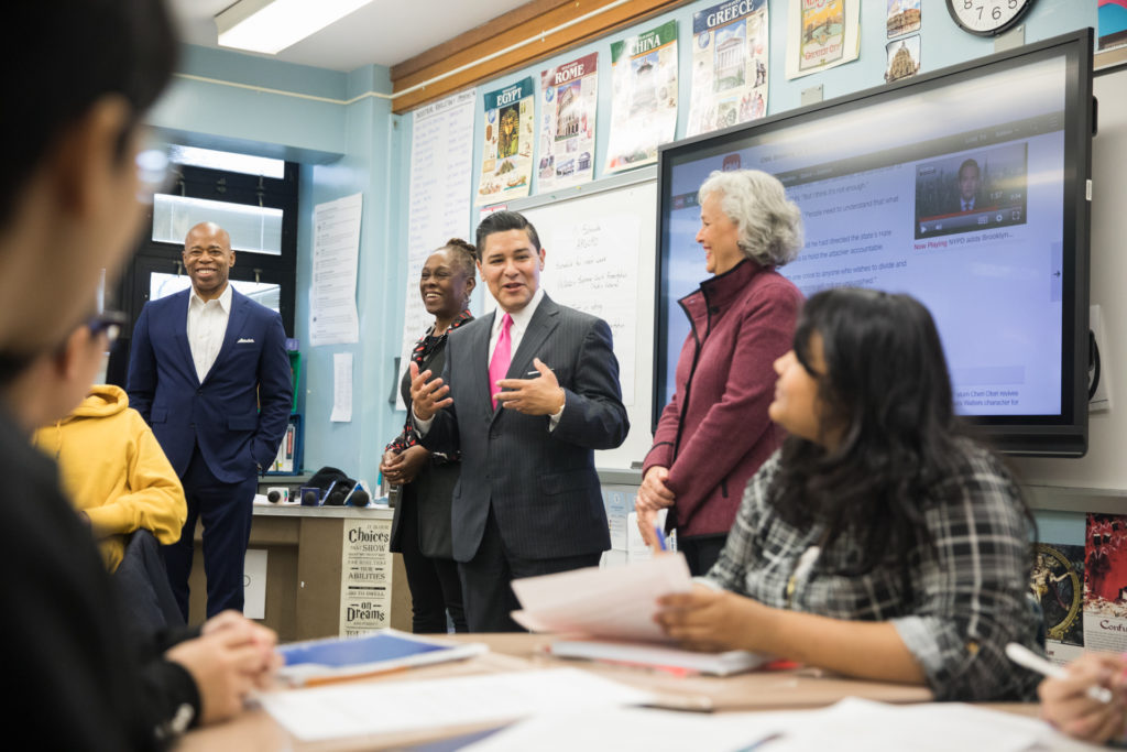 Schools Chancellor Richard Carranza, center, met with a 10th Grade AP World History class at Franklin Delano Roosevelt High School to discuss anti-Semitism and hate crimes. Photo: Paul Frangipane/Brooklyn Eagle