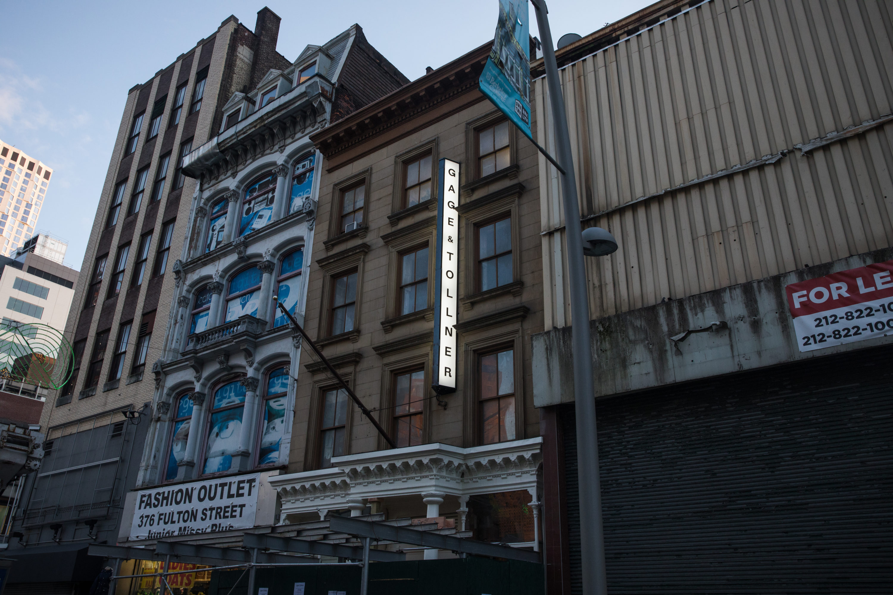 Ahead of its expected February reopening, Gage & Tollner's new sign is up on Fulton Street. Photo: Paul Frangipane/Brooklyn Eagle