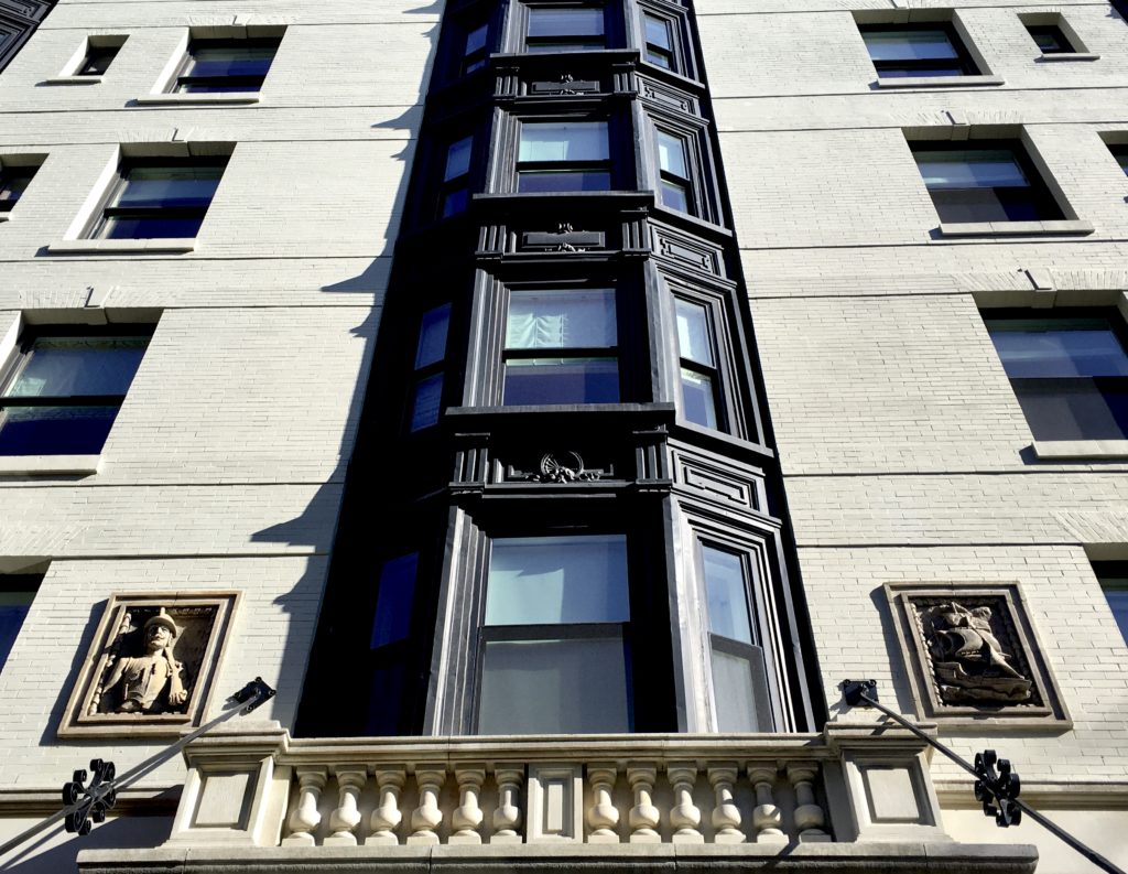 Here’s the facade of the Standish, where Matt Damon reportedly owns the penthouse. Photo: Lore Croghan/Brooklyn Eagle