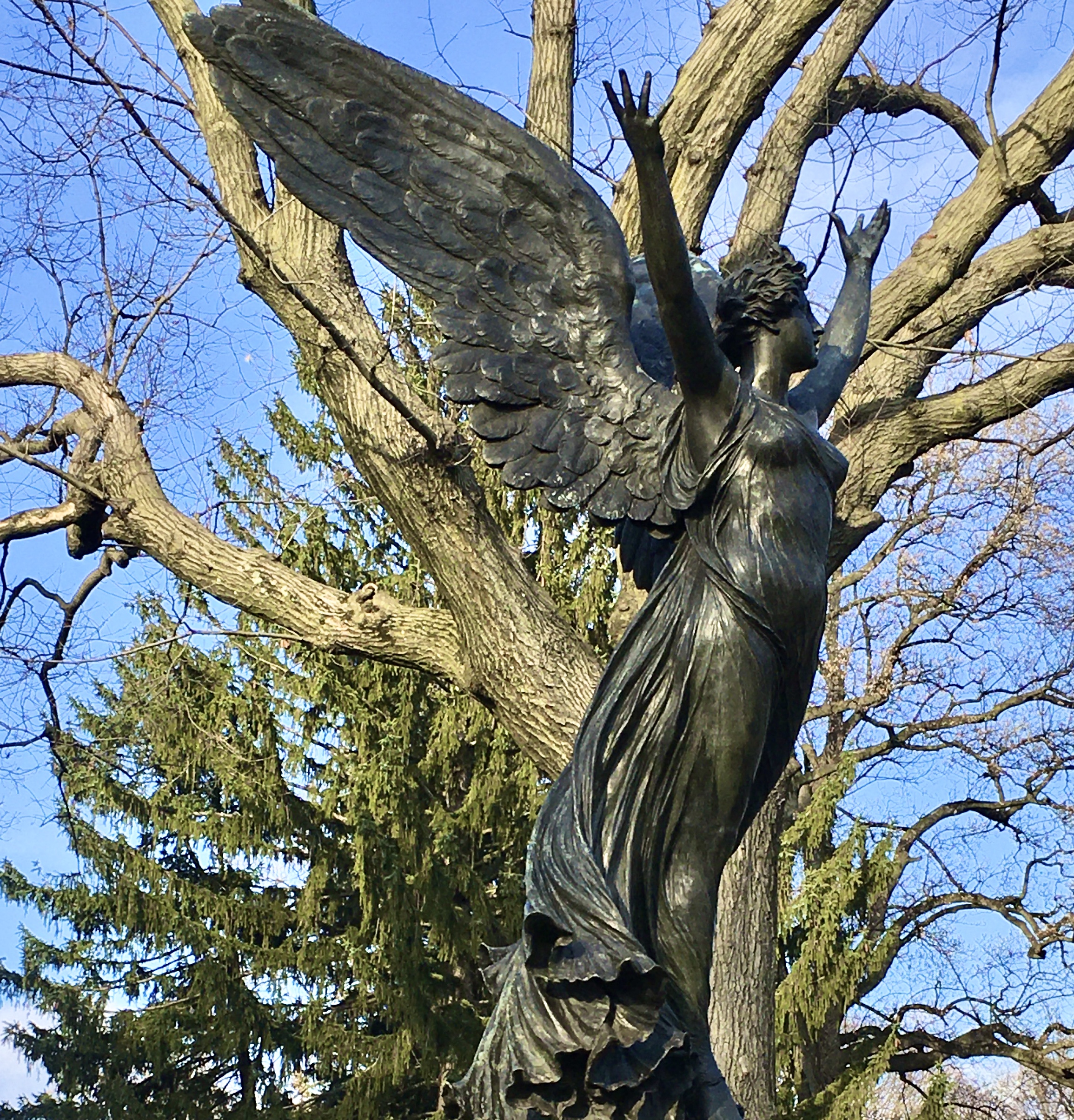 Italian-born sculptor Adolfo Apolloni designed this angel. Photo: Lore Croghan/Brooklyn Eagle
